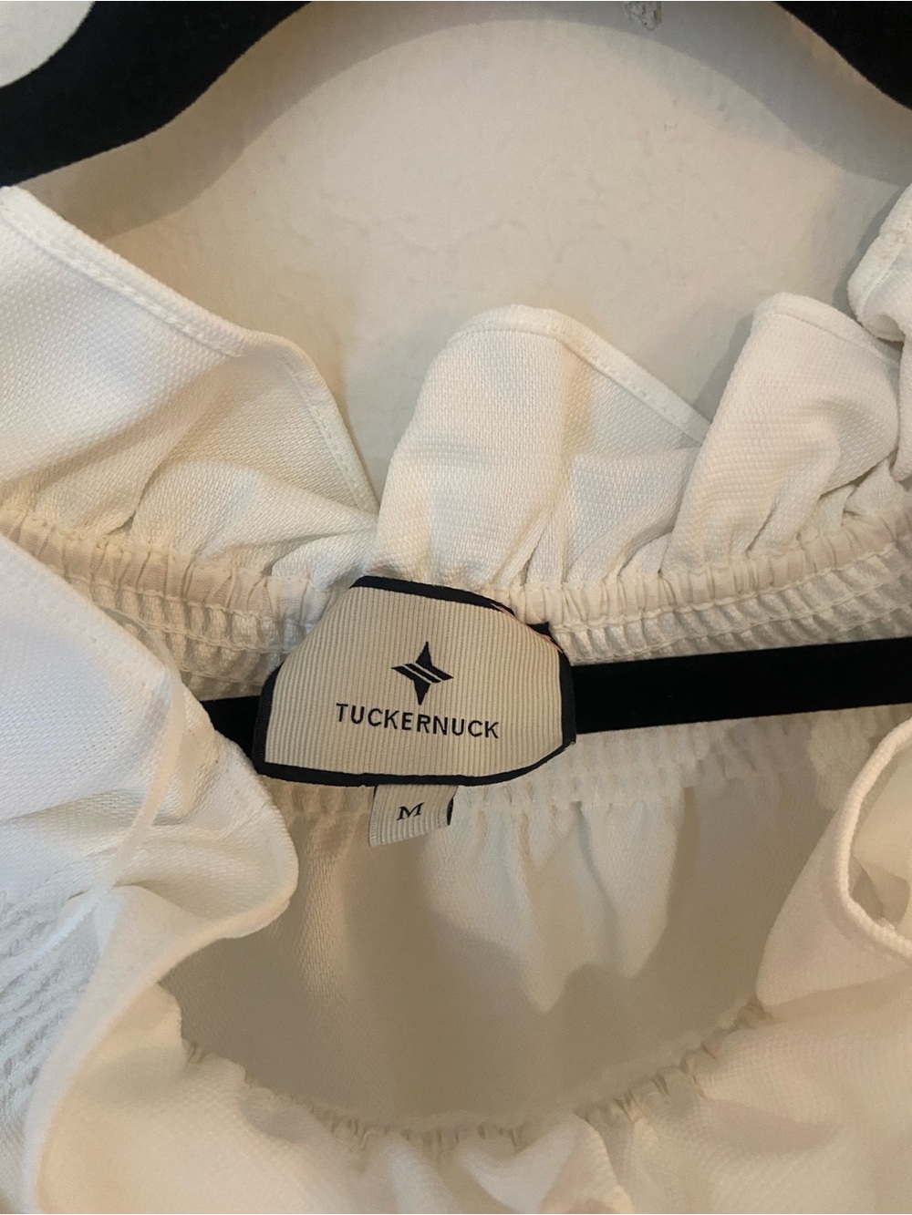 Tuckernuck Marguerite White Off Shoulder Smocked Ruffle Blouse M - Picture 4 of 5
